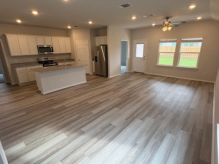 2215 Turmeric Ct — Photo 5