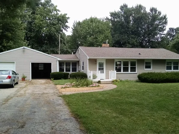 2009 Dixon Rd, Rock Falls, IL 61071