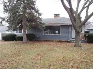 2611 Pleasant Grove Rd, Lansing, MI 48910