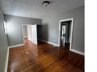 Navaho Apartments, Louisville, KY 40211