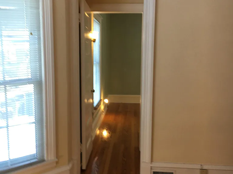 132 Lafayette Ave NE #2 — Photo 4