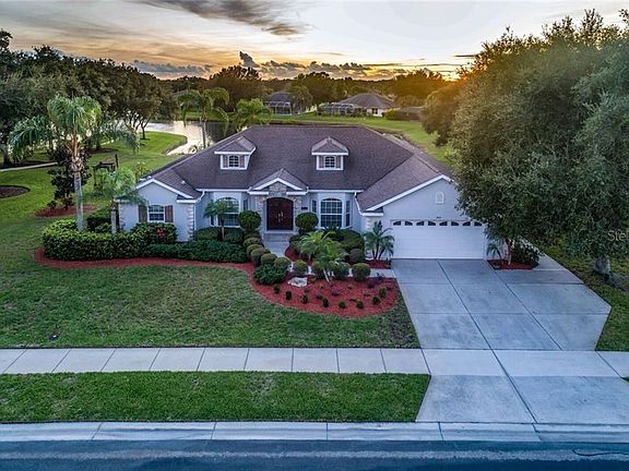 3rd image of 2051 Jasmine Way