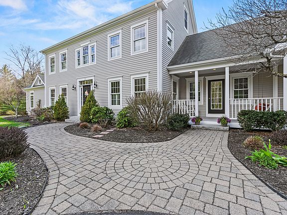 4th image of 23 Porcupine Ridge Way