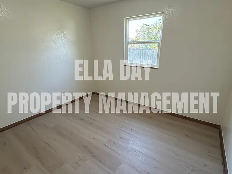 3120 N Applewood Dr — Photo 8