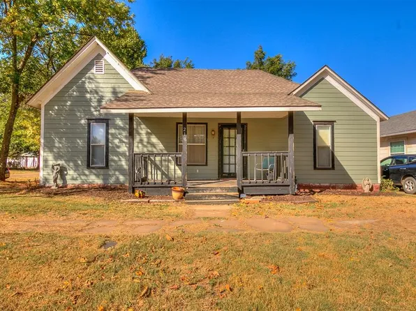 218 W Adams St, Crescent, OK 73028