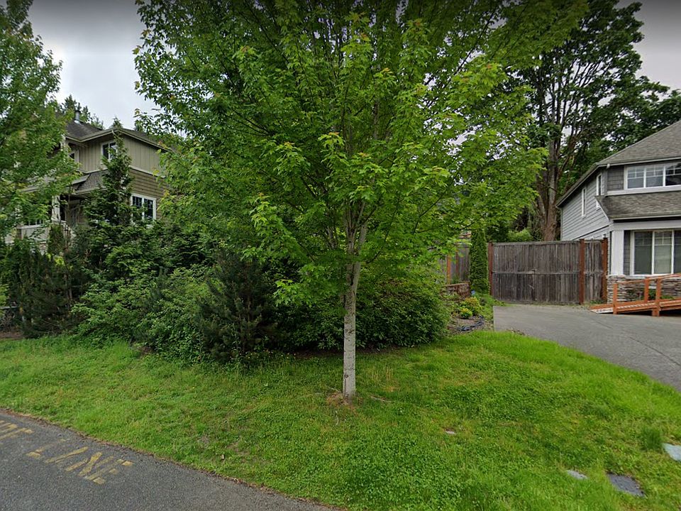 1st image of 14010 NE 85th Ct