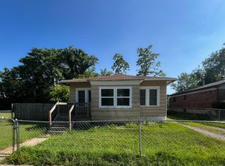 864 Highland Ave, Benton Harbor, MI 49022
