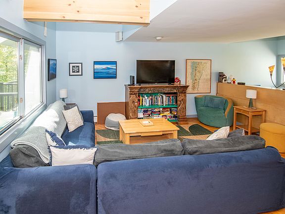 4th image of 38 Rimrock Road #3B