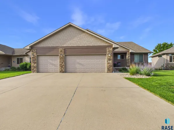 3917 E Brookline Dr, Sioux Falls, SD 57103