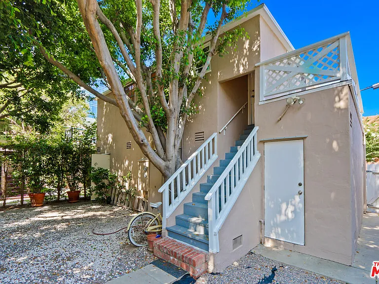 9965 Durant Dr — Photo 2