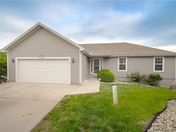 729 E 124th St, Kansas City, MO 64146