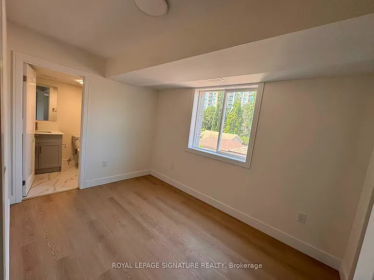 53 Bishop Ave #3 — Photo 4