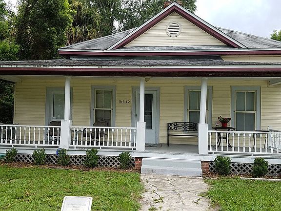 2nd image of 16640 Spring St