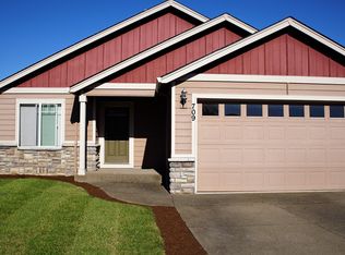 709 Trinity Ct, Molalla, OR 97038