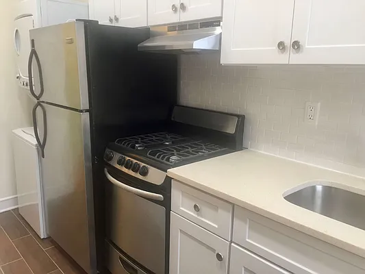 Rented by Station Cities | media 18