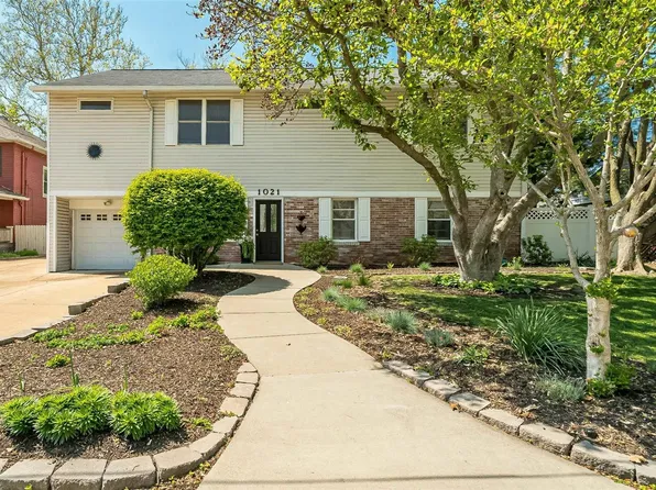 1021 Leonard Ave, Saint Louis, MO 63119