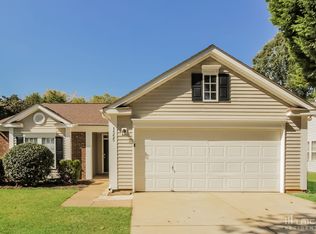 1555 Hollow Maple Dr, Charlotte, NC 28216