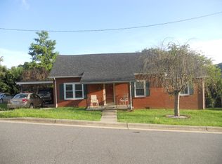 40 Third St, Marion, NC 28752