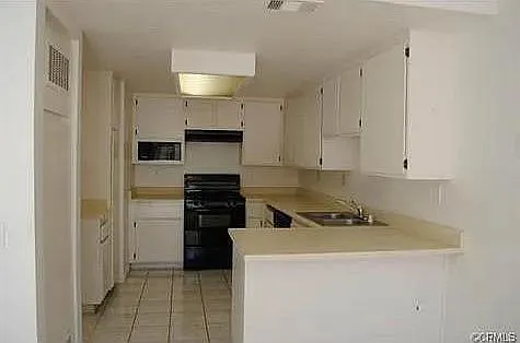 2 bed, 1157 sqft, $2,800 — Photo 3