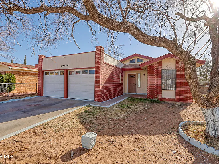 10948 Casey Stengel Pl — Photo 2