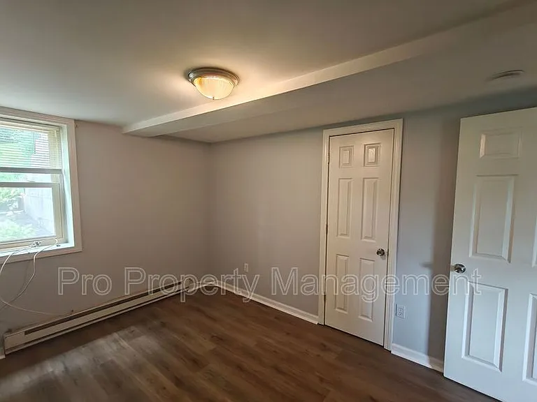 14 Edgewood Rd #1 — Photo 5