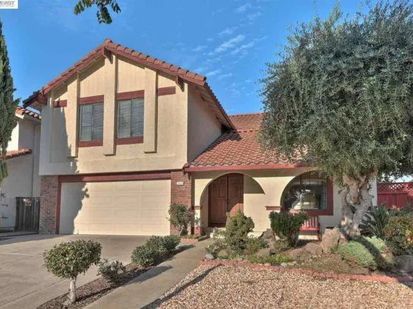 35675 Chaplin Dr, Fremont, CA 94536