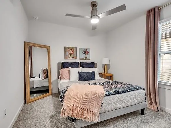 1518 Merulana Ln — Photo 24