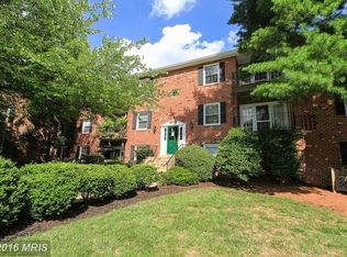 3975 Lyndhurst Dr APT 102, Fairfax, VA 22031