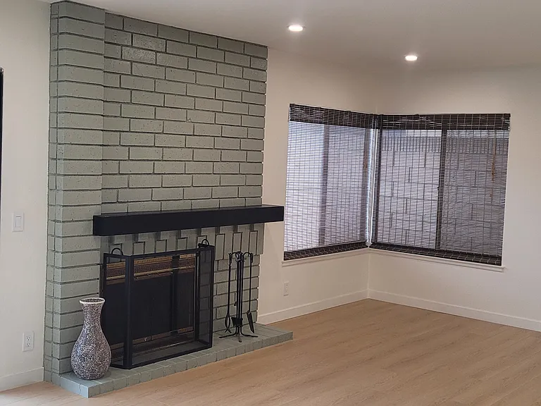 17924 Redwood Ave — Photo 11