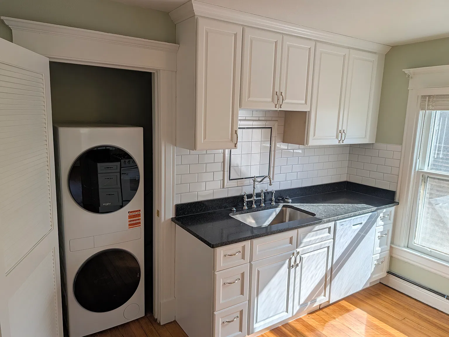 1 bed, 800 sqft, $1,500 — Photo 3