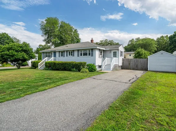 29 Green Acre Drive, Salem, NH 03079