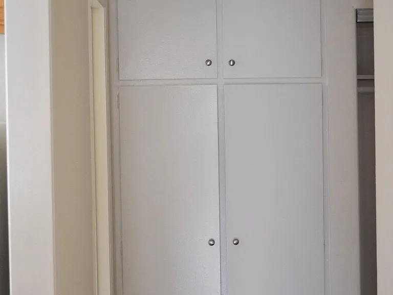 1385 Kelton Ave — Photo 6