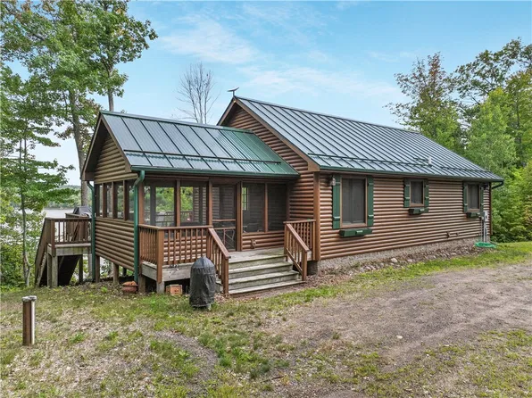 5498N Ham Holly Drive, Stone Lake, WI 54876