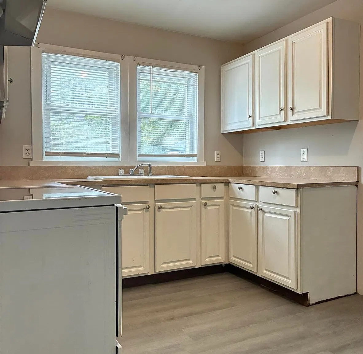 109 Grant St — Photo 3
