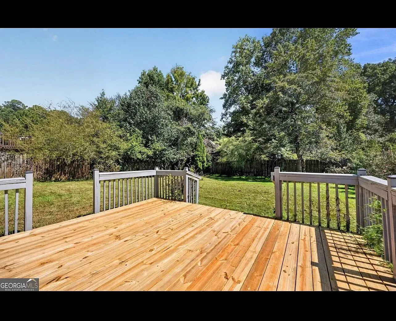 6 bed, 3817 sqft, $2,999 — Photo 3
