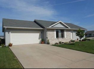 4448 E Creek Rd, Beloit, WI 53511