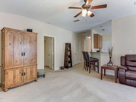 5th image of 10926 Campus Heights Ln