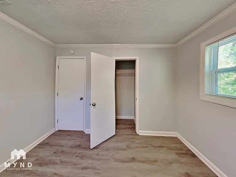 1407 Sycamore Dr NW — Photo 23
