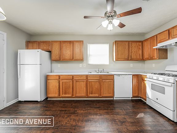 3rd image of 1615 New Orleans Way