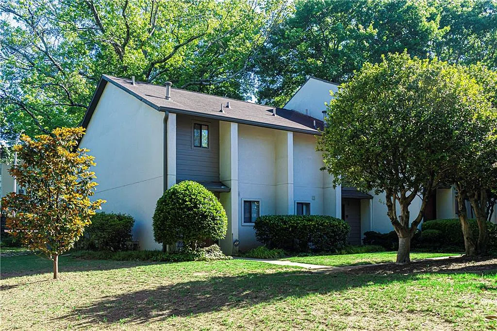 Building Photo - 19 Finch Trl NE