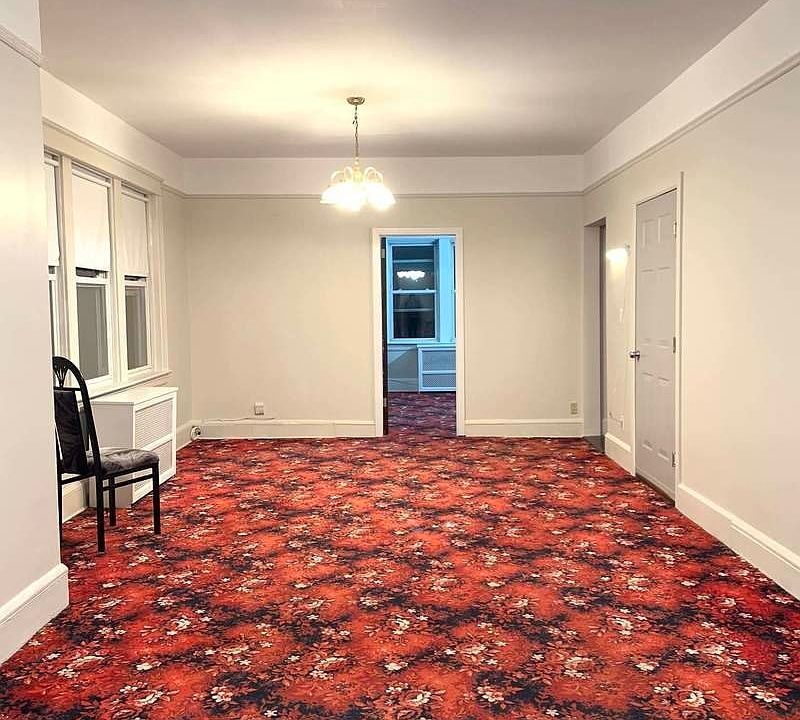 1st image of 287 Cromwell Ave #2