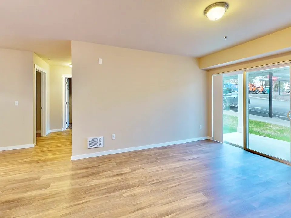 3105 S Assembly Rd #2BY2