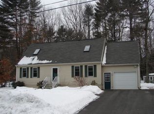 33 Capitol Cir, Rochester, NH 03867