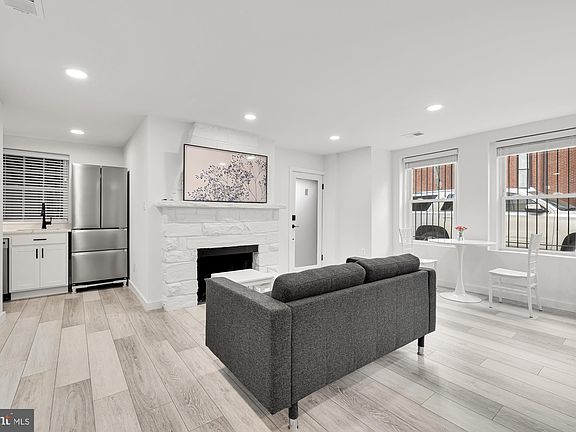 5th image of 1821 19th St NW APT 2