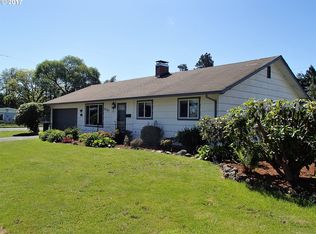 2121 Lombard St, North Bend, OR 97459