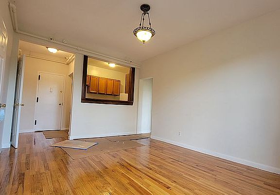 3rd image of 490 Ocean Pkwy #24A