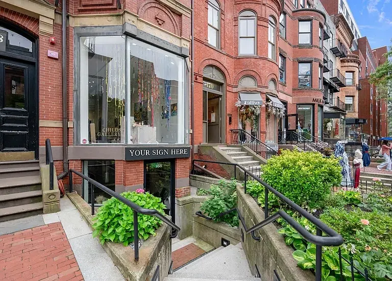 110 Newbury St #2Q — Photo 7