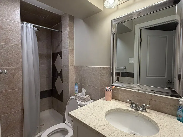 39 Briarlea Rd — Photo 9