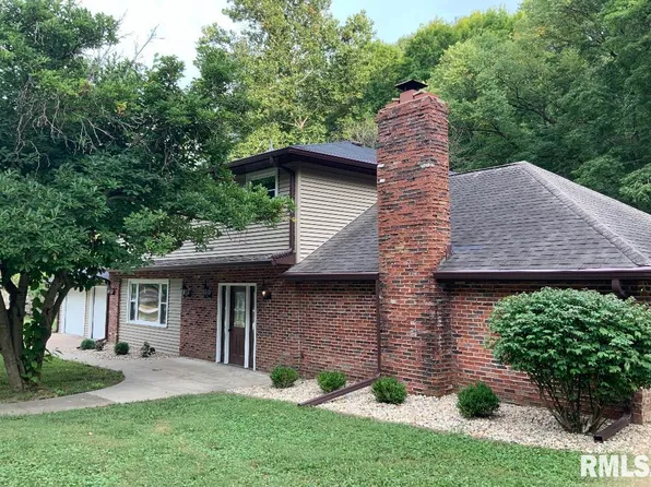 22129 N Yankee Ln, Chillicothe, IL 61523