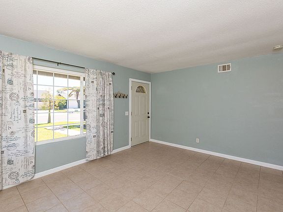 4th image of 7838 Tampico Ct